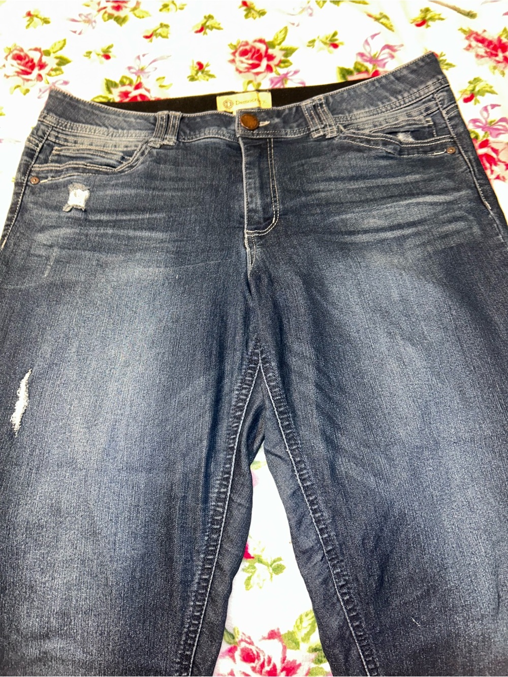 Democracy Men’s Washed Blue Slim Straight Jeans